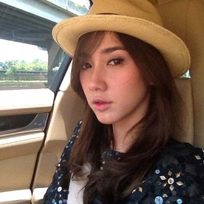 ใคร รัก อั้ม มาทางนี้