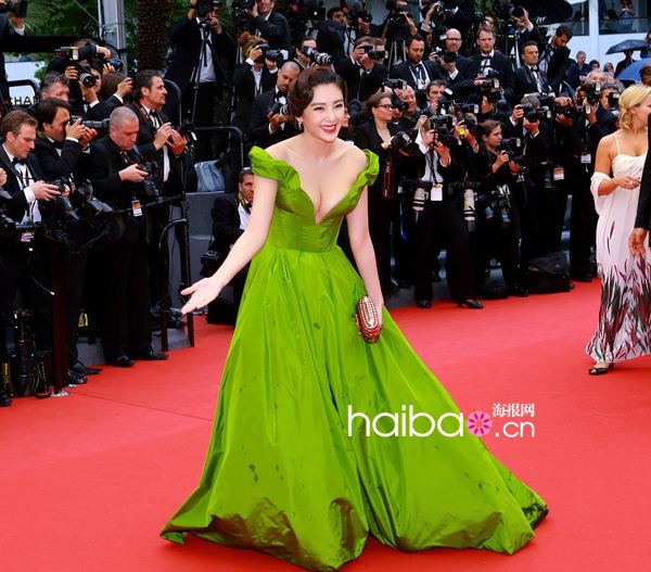 แม่นาง "จางอี่ว์ฉี" อีกหนึ่งสาวจีนดาวเด่นในเมืองคานส์ปีนี้