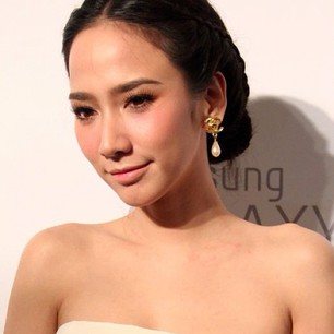 อั้ม พัชราภา  ซุปตาร์อันดับ1ของเมืองไทย