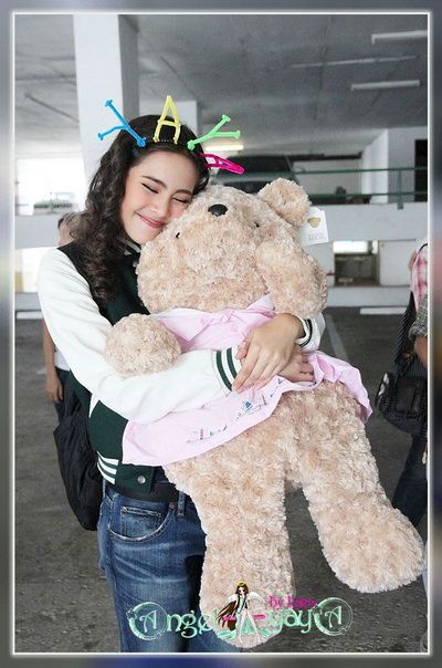 ญาญ่า สาวน้อยน่ารัก คนเก่ง