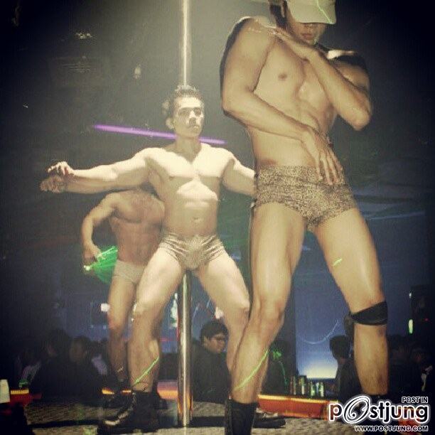เด็กบาร์ในอินโดนีเซีย