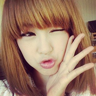สาวน่ารักตาโต หมูมิ้นท์><