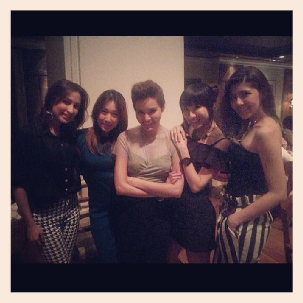 ญาญ่าญิ๋ง ฉลองวันเกิดครบ 30 ปี กับแก๊งเพื่อนซี้สุดแซ่บ