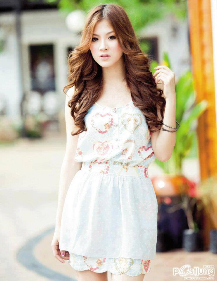 ใบเฟิร์น พิมพ์ชนก