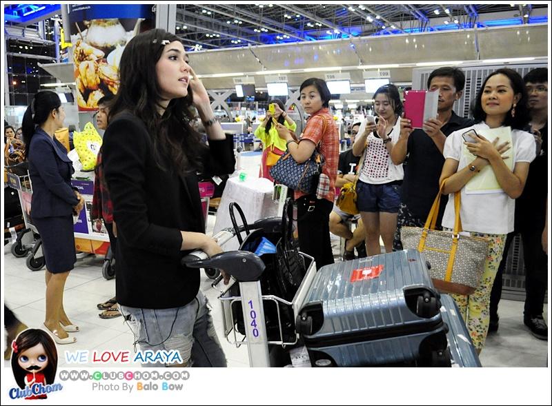 ถืงเมืองคานส์ประเทศฝรั่งเศสแล้ว>> ชมพู่ อารยา >>>ตอนนี้ อัฟเดทตอนนี้เลย!!!!!!!
