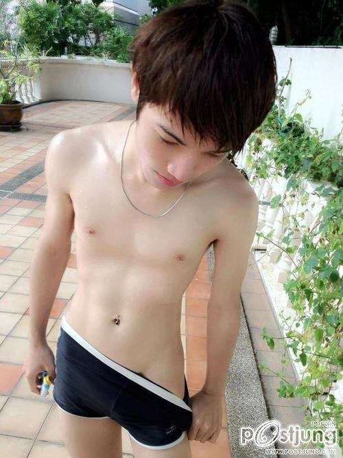 คนรักหนุ่มเซ็กซี่ 571