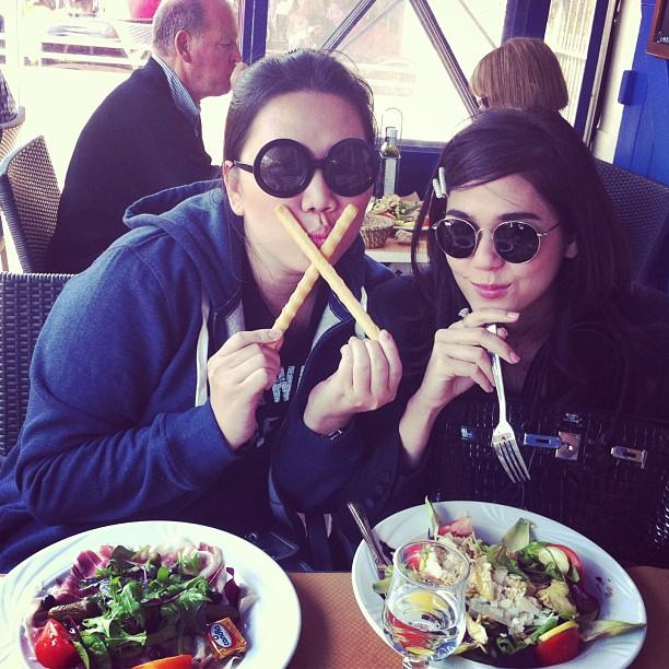 นางเอกสาวสุดฮอต ถืงเมืองคานส์ประเทศฝรั่งเศสแล้ว>> ชมพู่ อารยา