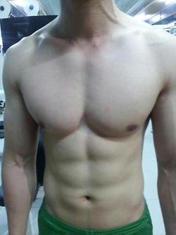คนรักหนุ่มเซ็กซี่ 574