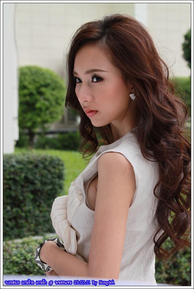 มิ้นท์ ณัฐวรา