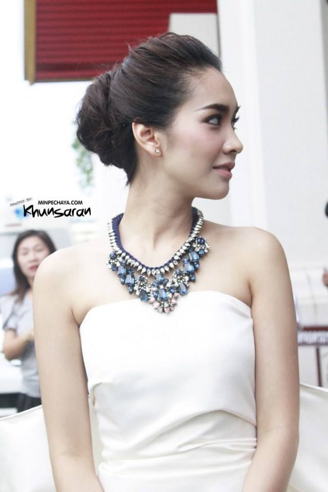 มิน พีชญา