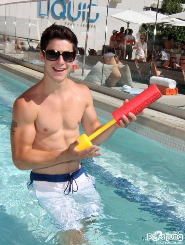 David Henrie