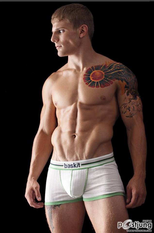 BENJII BY JR. WILLIAMS 4 DOMINUS MAG