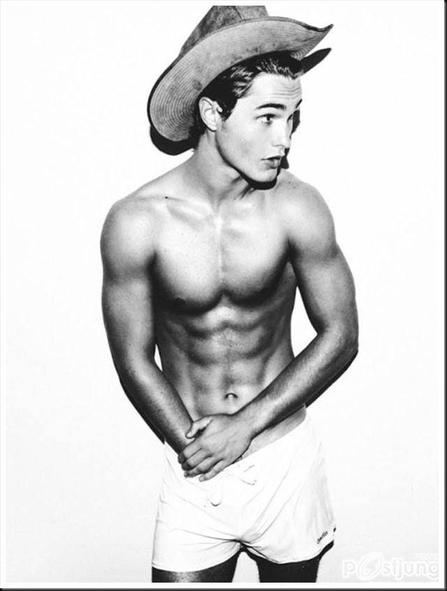 DOWN COWBOY BY LEONARDO CORREDOR