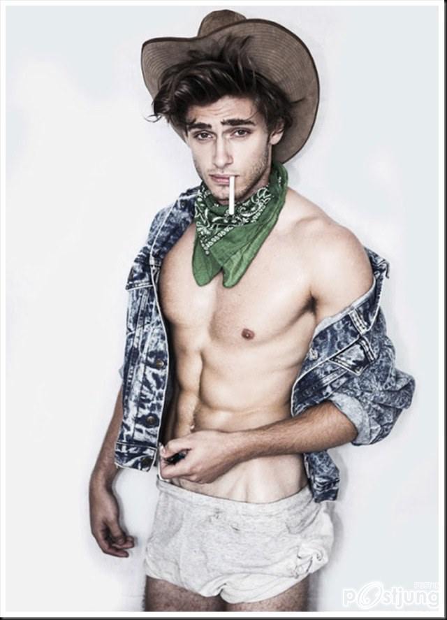 DOWN COWBOY BY LEONARDO CORREDOR
