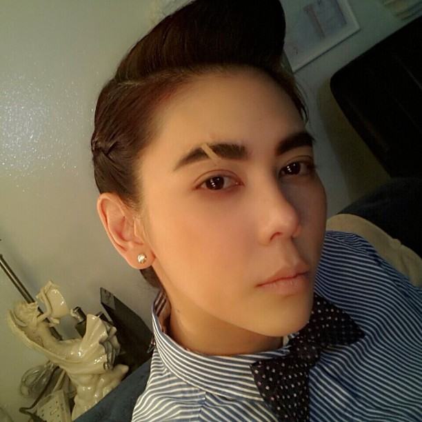 หล่อยกแก๊ง ในปาร์ตี้วันเกิด เมย์ เฟื่องอารมย์