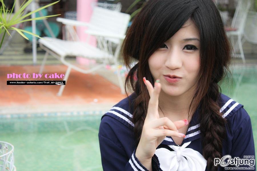 น้องนักเรียนใส่เหล็กดัดฟันน่าร๊ากก