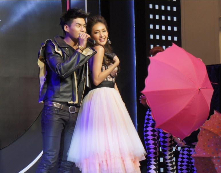 รวมรูปฮั่น จากงาน เปิดตัว 12 Plus Summer Diva