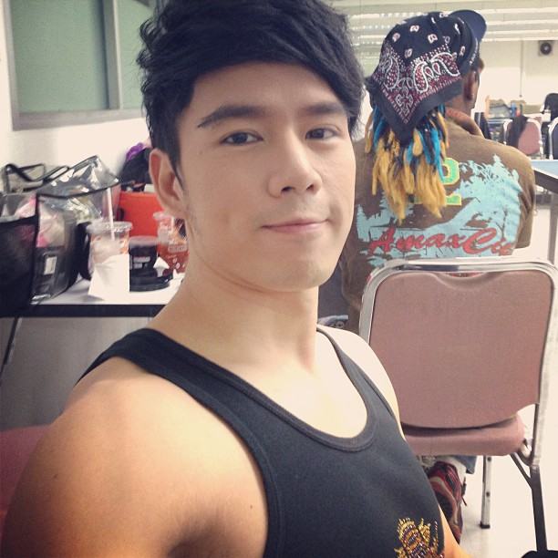 กำปั้น บาซู @ Instagram