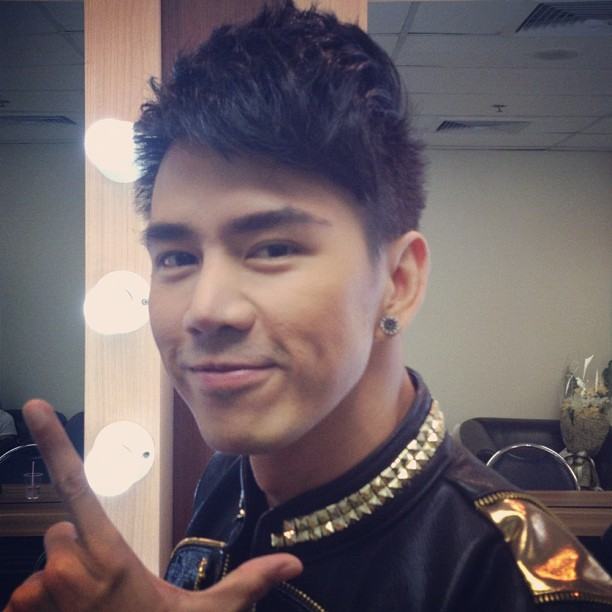 กำปั้น บาซู @ Instagram