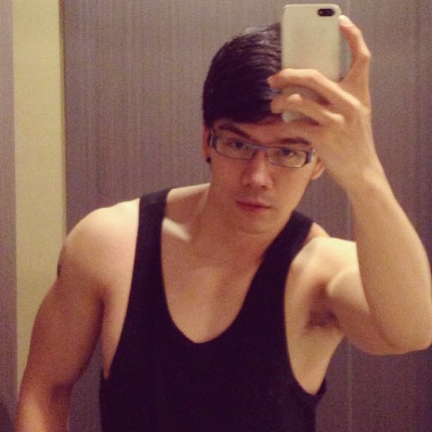กำปั้น บาซู @ Instagram