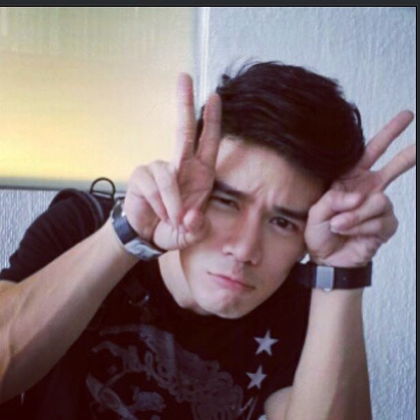 กำปั้น บาซู @ Instagram