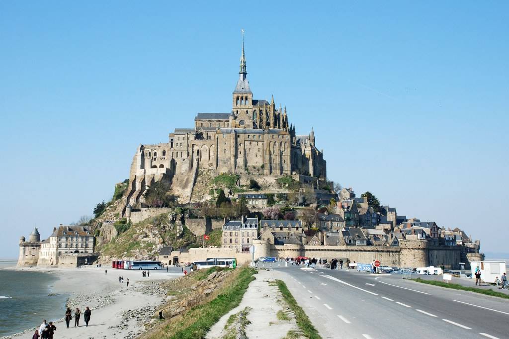 มงต์-แซงต์-มิเชล(Mont Saint-Michel) ฝรั่งเศส