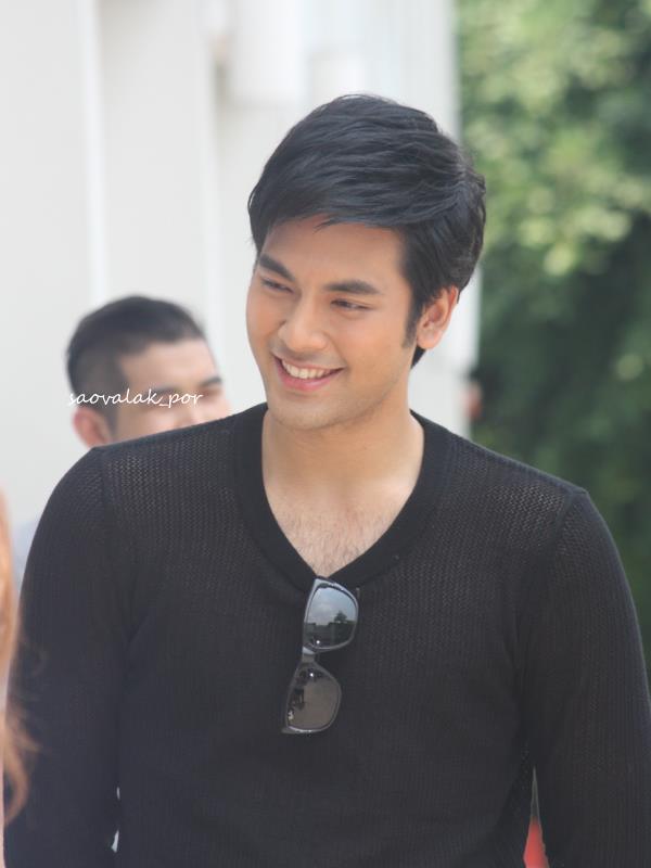 บอม ธนิน คุณชายเล็กจากวังจุฑาเทพ