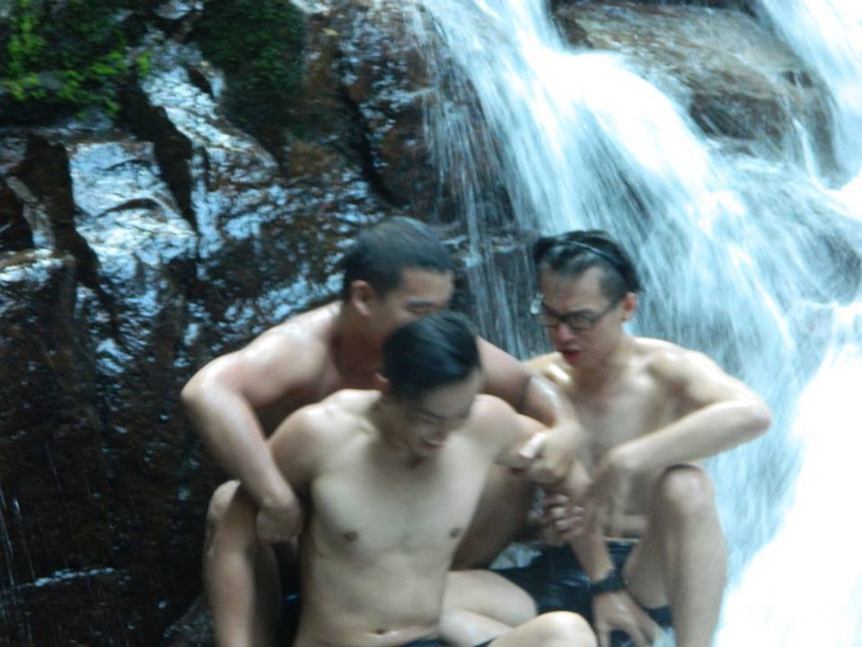 ไปน้ำตก