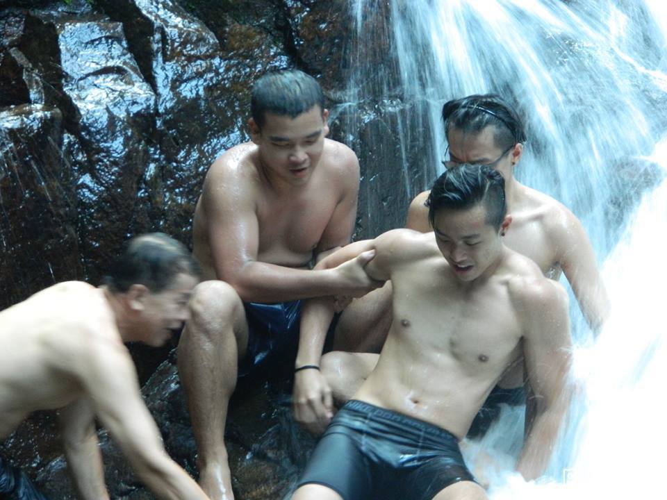 ไปน้ำตก