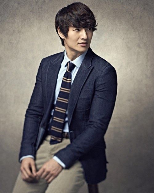 Son Ho Young นักร้องเกาหลี พยายามฆ่าตัวตายตามแฟนสาว
