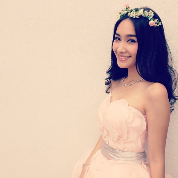มิน พีชญา วัฒนามนตรี