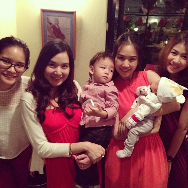 'แม่พลอย ชิดจันทร์' กับ 'ลูกๆ'น่ารักเวอร์ๆ