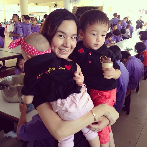 'แม่พลอย ชิดจันทร์' กับ 'ลูกๆ'น่ารักเวอร์ๆ