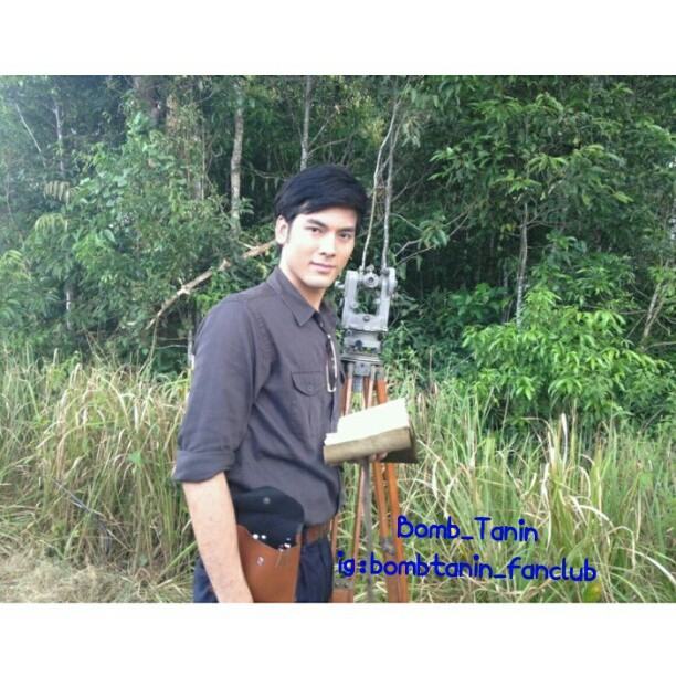 บอม ธนิน  @ชายสี่หมี่เกี๊ยววิศวกรสุดหล่อ