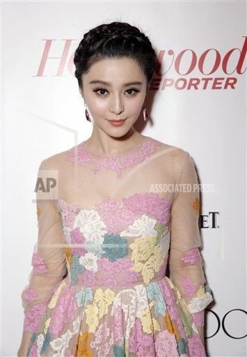 แม่นาง"ฟ่านปิงปิง" ชุด VALENTINO ฤดูใบไม้ผลิ 2013
