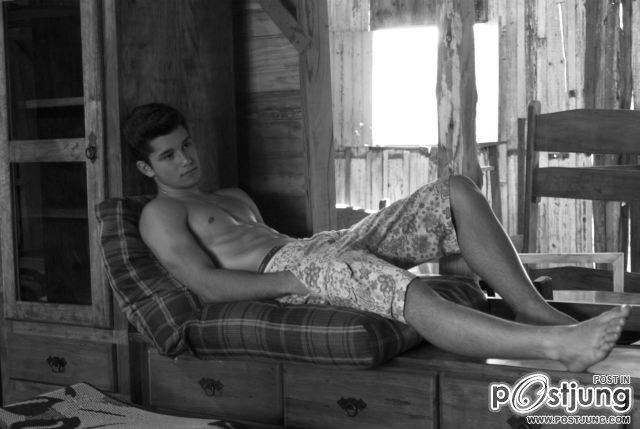Samyr Fully & Leo Oliver in PinUpBoys 3