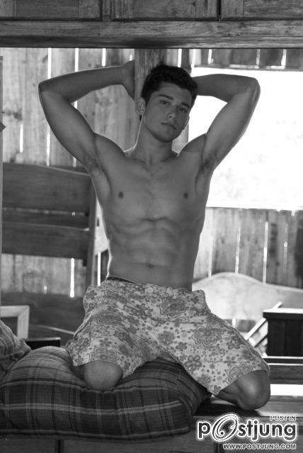Samyr Fully & Leo Oliver in PinUpBoys 3