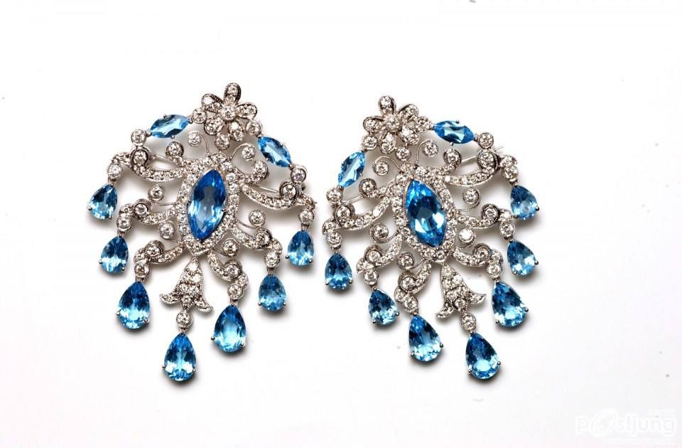 Diamonds earrings