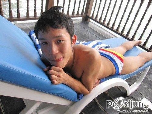 ตี๋ไปทะเล