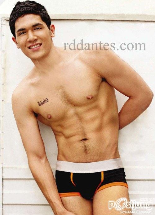 ถอดโชว์เรือนร่าง 270