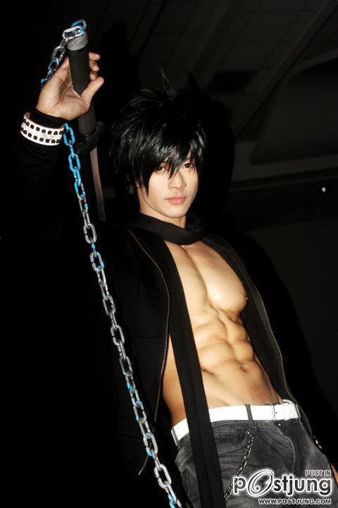 JayEm Sison หนุ่มนักคอสเพลย์หุ่นล่ำ