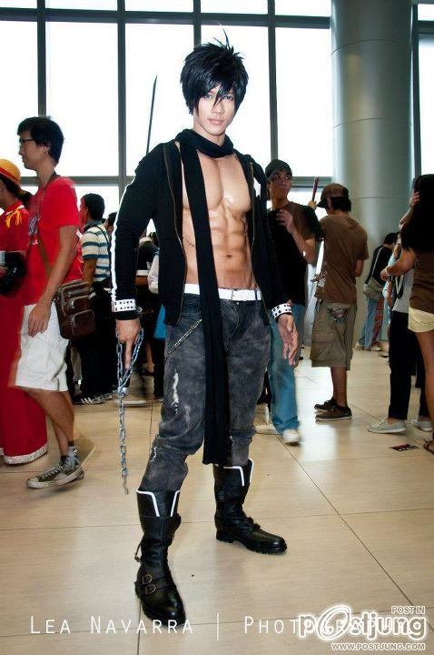 JayEm Sison หนุ่มนักคอสเพลย์หุ่นล่ำ