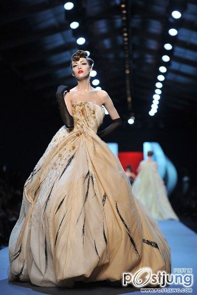 Christian  Dior