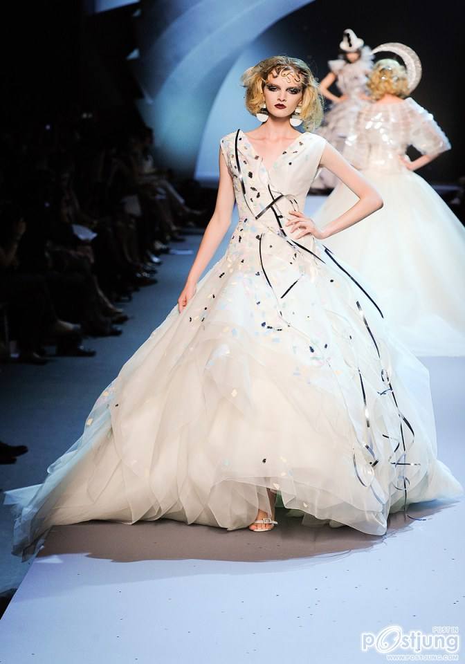 Christian  Dior