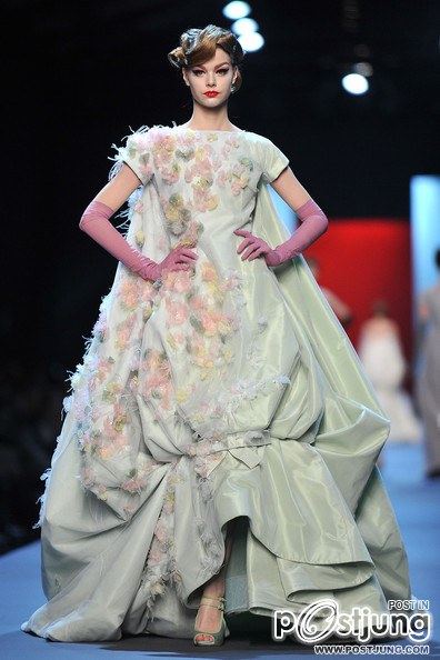 Christian  Dior