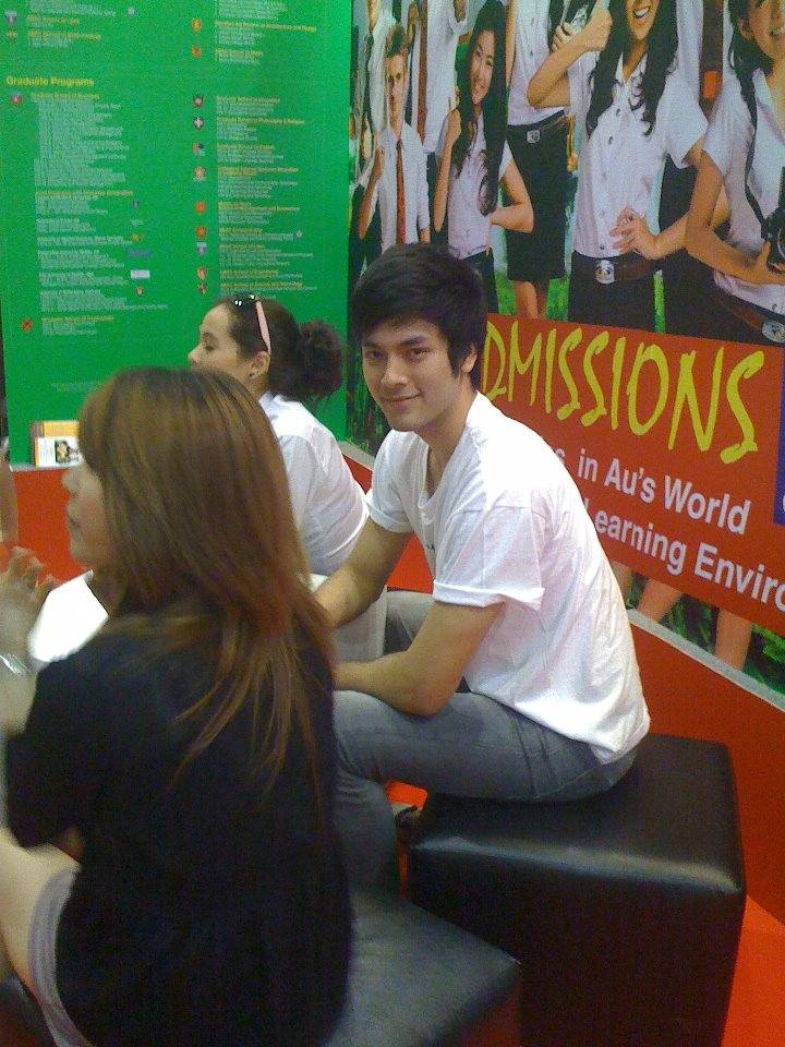 บอม ธนิน   คุณซายรัชซาน่นนนน พระเอกหน้าสด