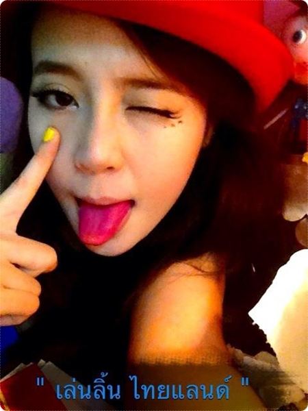 หน้าจะหลิ้นตลกนะ,ขอฮ้องดังๆ ว่าหน้าฮักสุดๆ  ทังงามทังฮา  // แอนนีสารารัด // ฮา3ตลบ