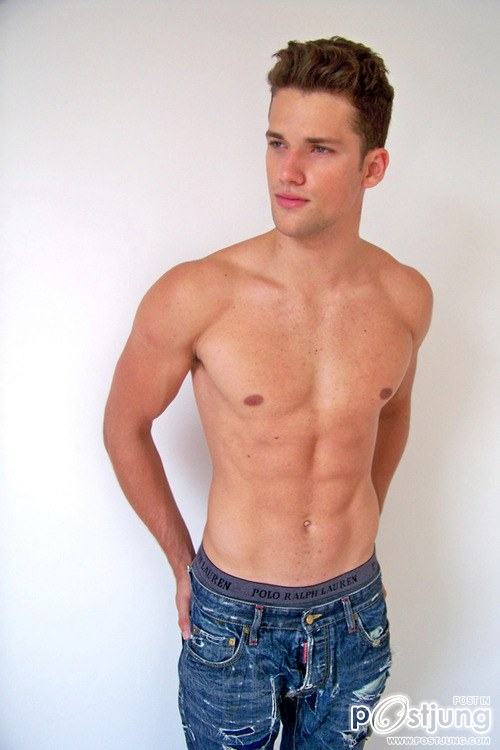 Arthur Sales