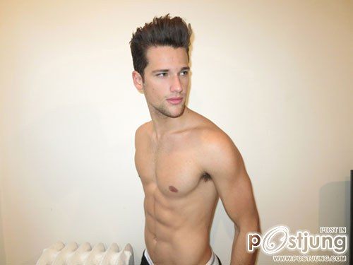 Arthur Sales