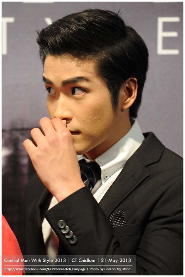 อาเล็ก ธีรเดช